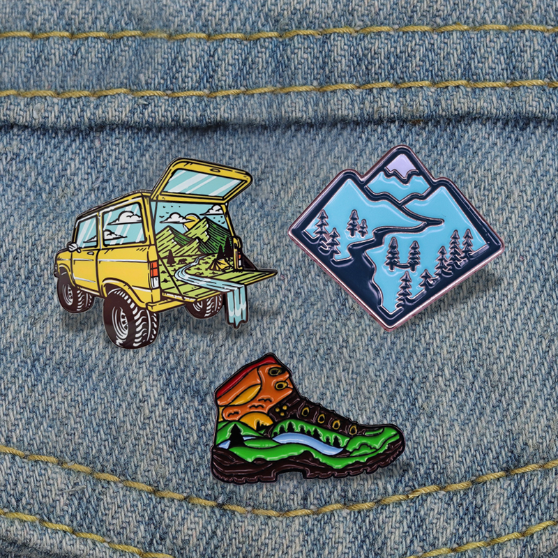 Outdoor Adventure Outfit - Hiking Boots Outdoor Forest Adventure Enamel