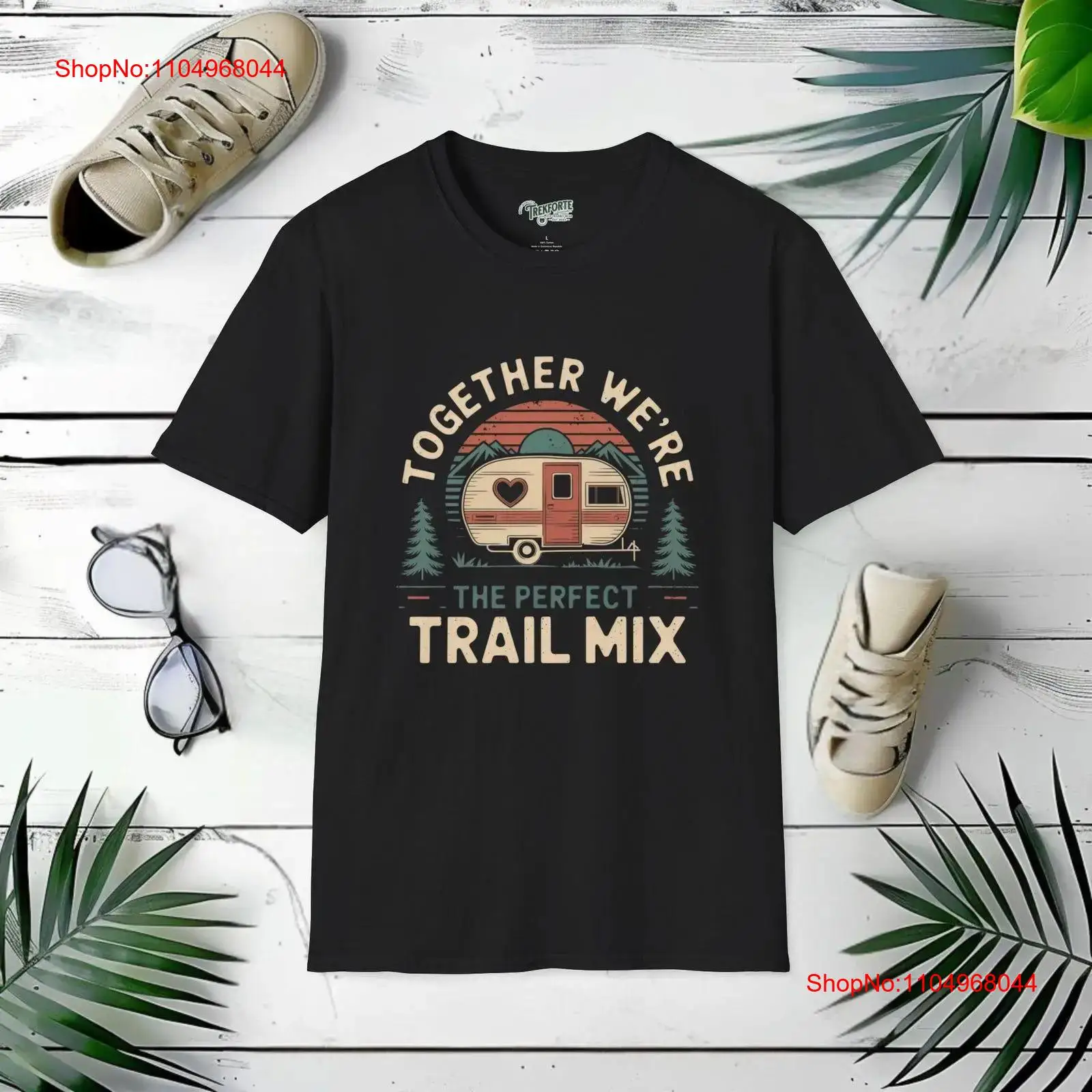 Trail Mix Duo T Shirt Perfect  - Outdoor Adventure Outfit recensione e prezzo